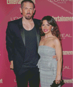 Sarah Shahi And Steve Howey Diamond Painting