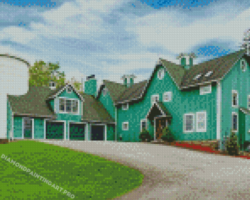 Cool Green Barn Diamond Painting