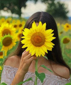 Girl With Sunflower Diamond Painting