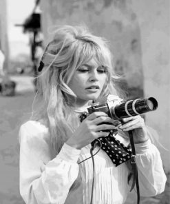 Monochrome Bridget Bardot Diamond Painting