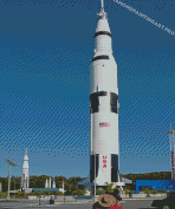 White Saturn 5 Rocket Diamond Painting