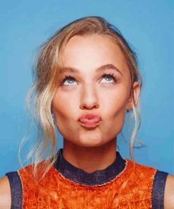 Cool Madison Iseman Diamond Painting